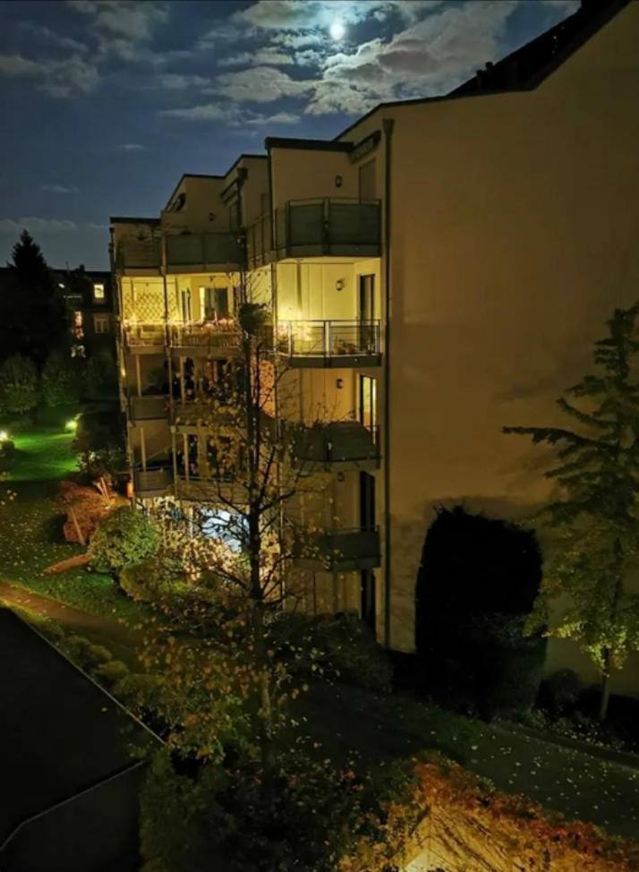 "Greensun-Homes" Messe, Flughafen Und Zentrums Nah, Ruhig, Modern, Schnelles Wlan, Balkon Und Kueche, Freies Parken, 4 Schlafplaetze Moeglich 쾰른 외부 사진